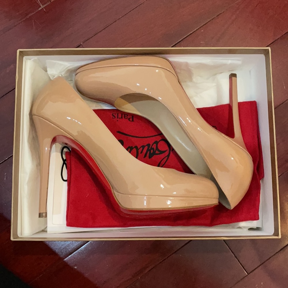 Christian Louboutins, Simple Nude Patent Pump
